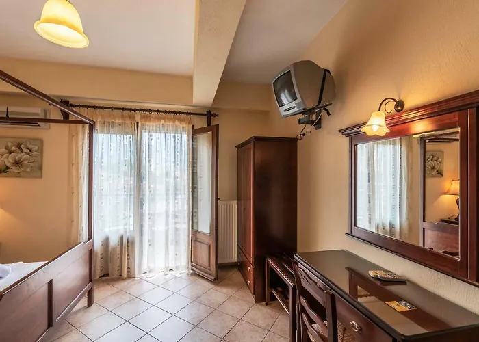 Hera * Skala Potamia